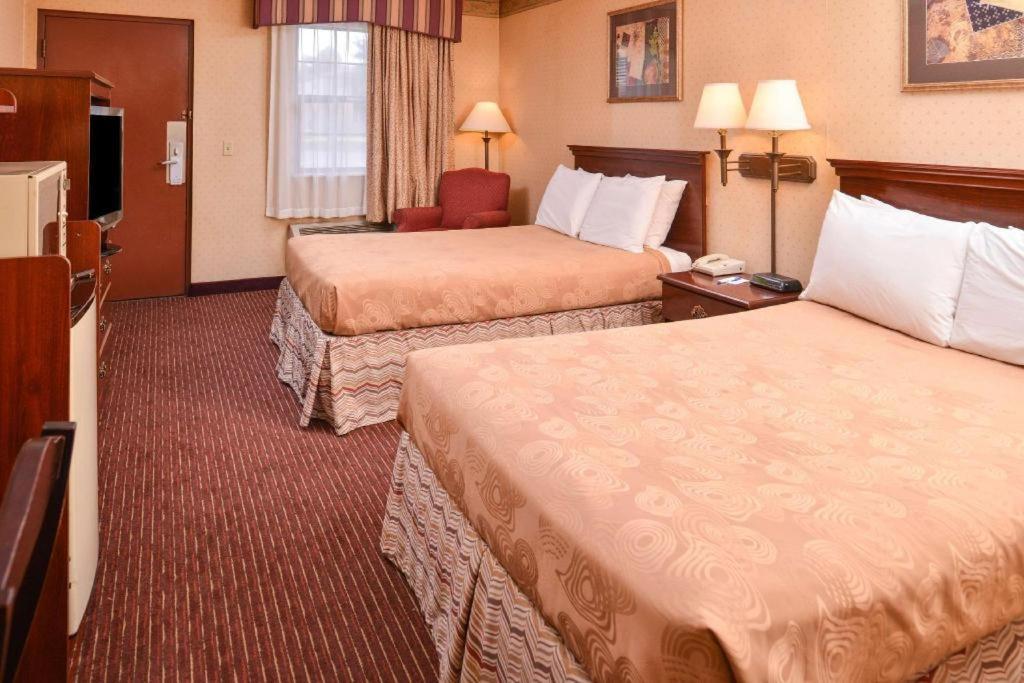 Americas Best Value Inn Эллайнс Экстерьер фото