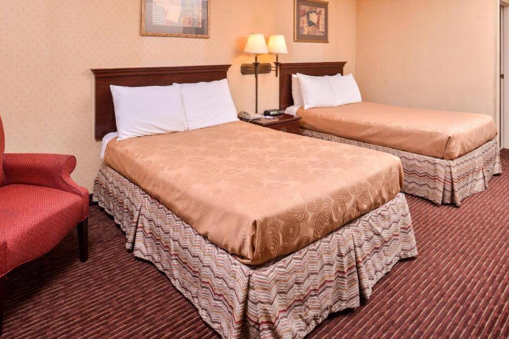 Americas Best Value Inn Эллайнс Экстерьер фото