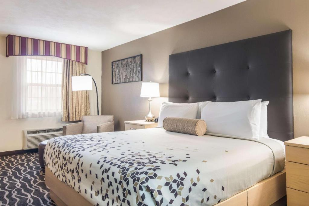 Americas Best Value Inn Эллайнс Экстерьер фото