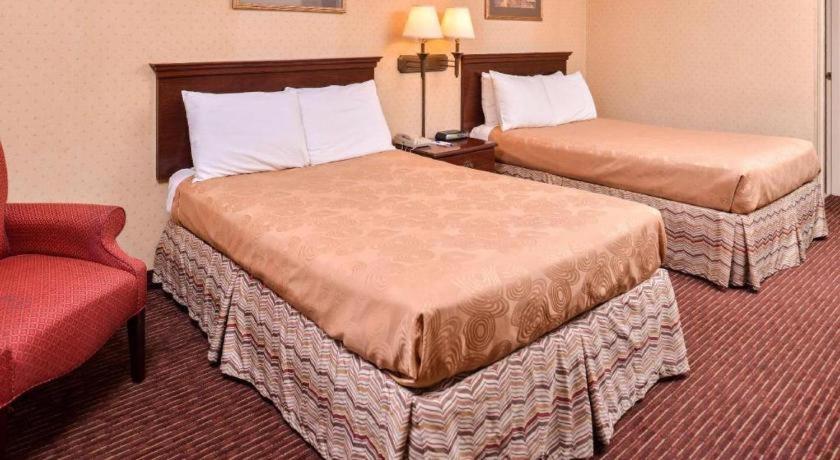 Americas Best Value Inn Эллайнс Экстерьер фото